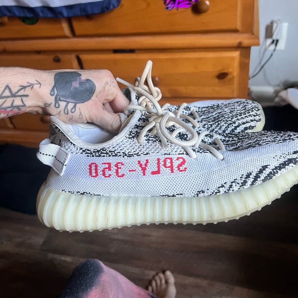 Yeezy Boost 350 V2 'Zebra’